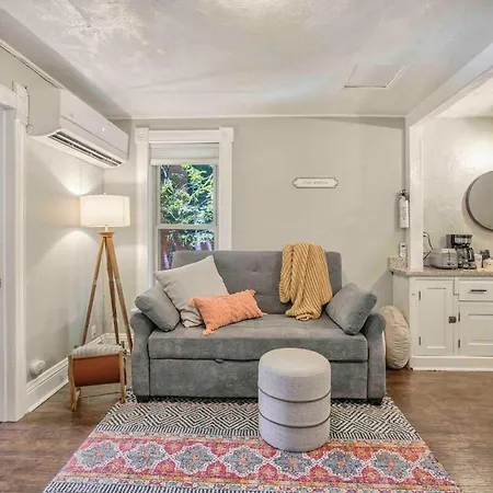 Miners Escape - Timeless District Cozy Haven Apartment